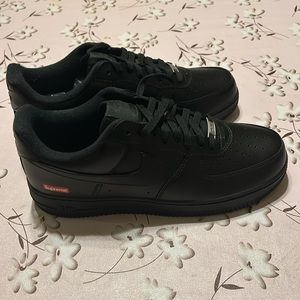 Nike Airforce 1 Black Supreme